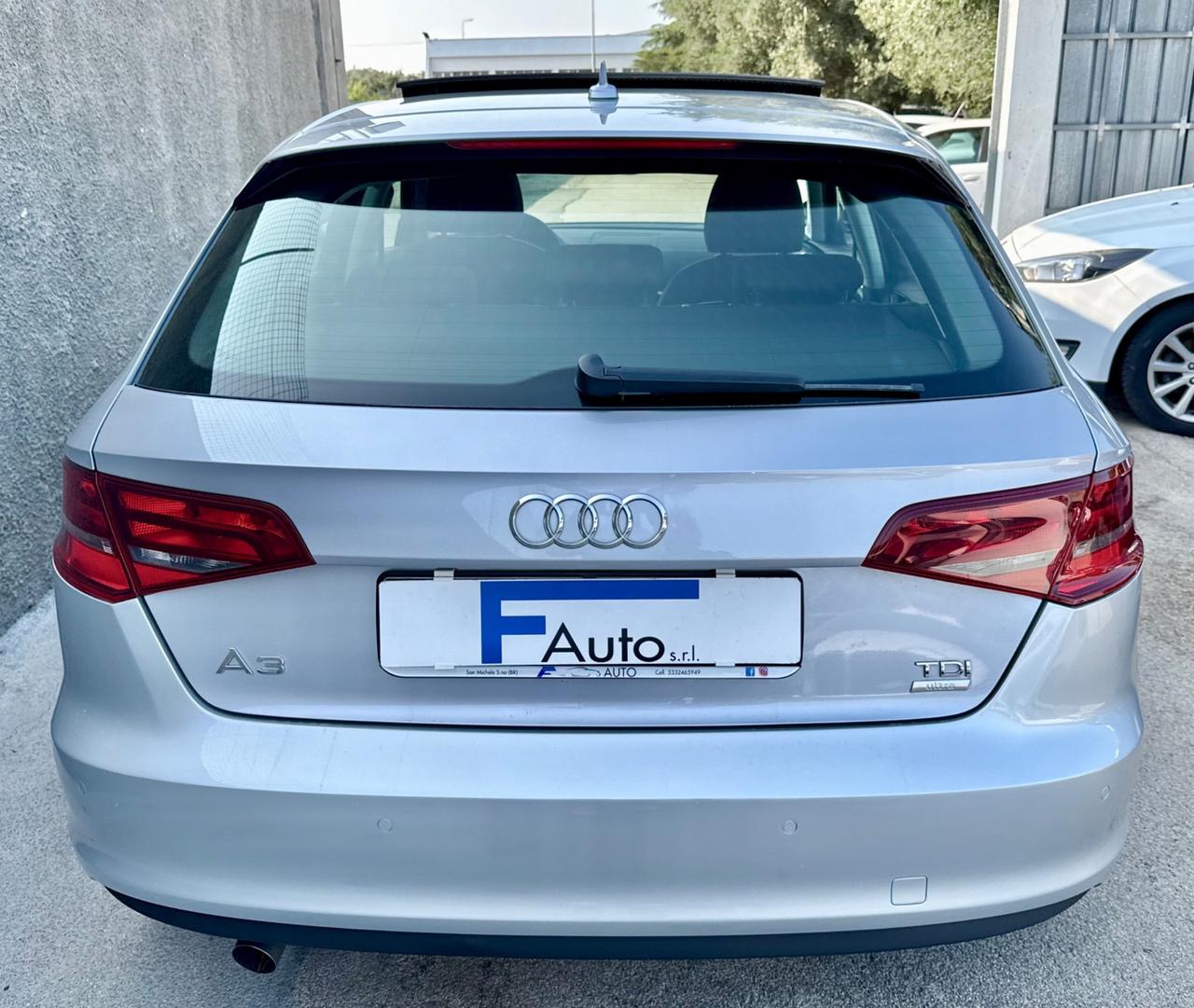 Audi A3 1.6 TDI,TETTO APRIBILE ,Climatronic bizona,Navi,ecc.