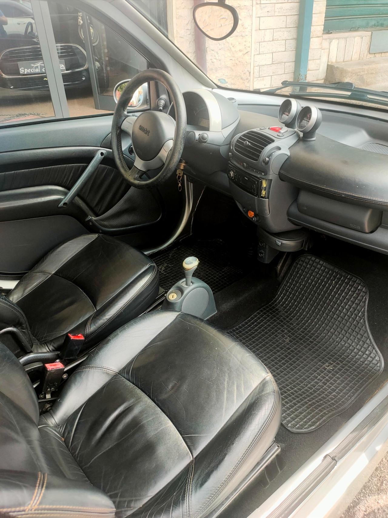Smart ForTwo 800 coupé pure cdi