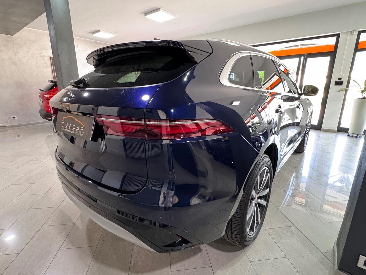 Jaguar F-Pace S D 200 MHEV -- PRESTIGE