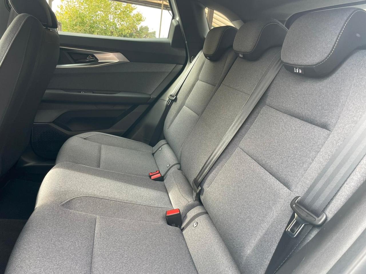 Austral Mild Hybrid TECH 140 CV *EQUILIBRE* evolution auto