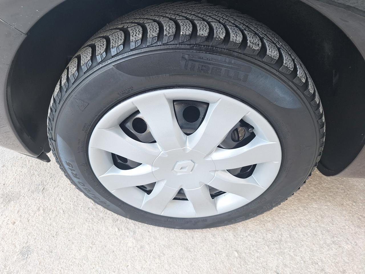 Renault Clio 1.2 5 porte NAVI PERFETTA 2012