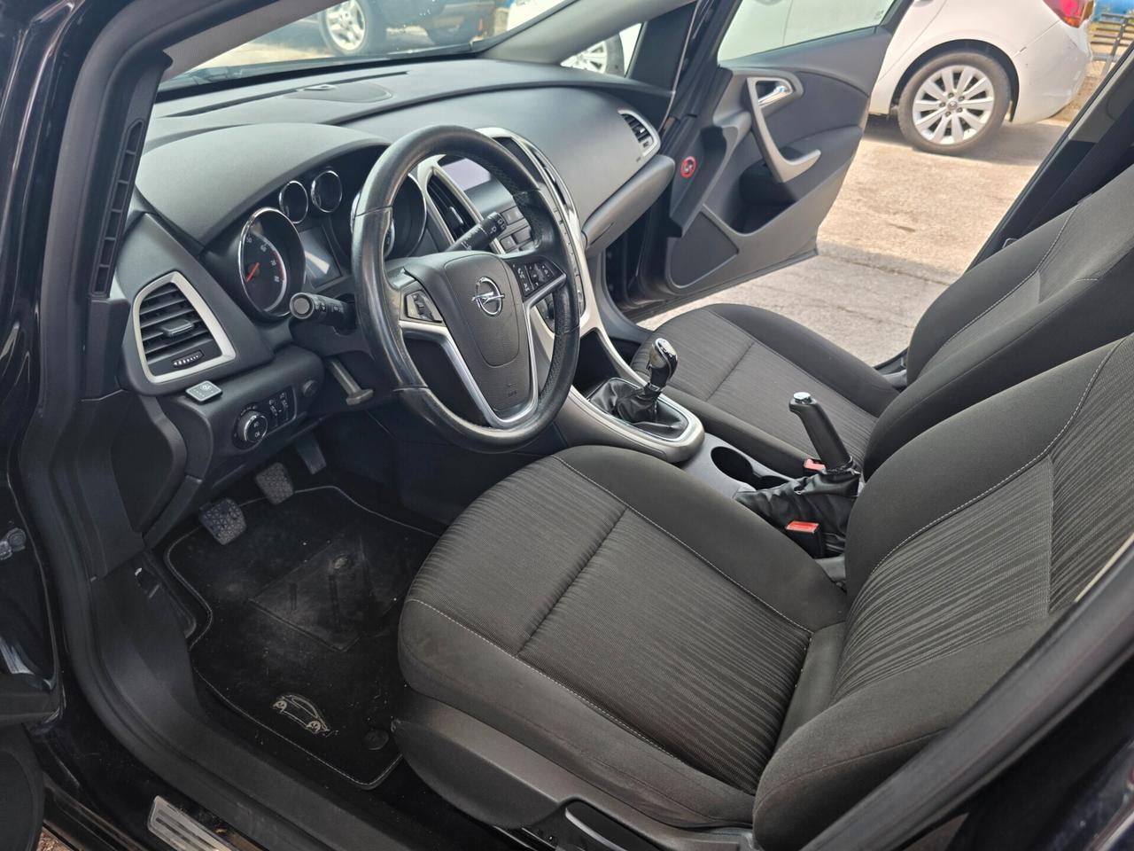 Opel Astra 1.4 100CV 5 porte GPL con 236.000km Neopatentati ok