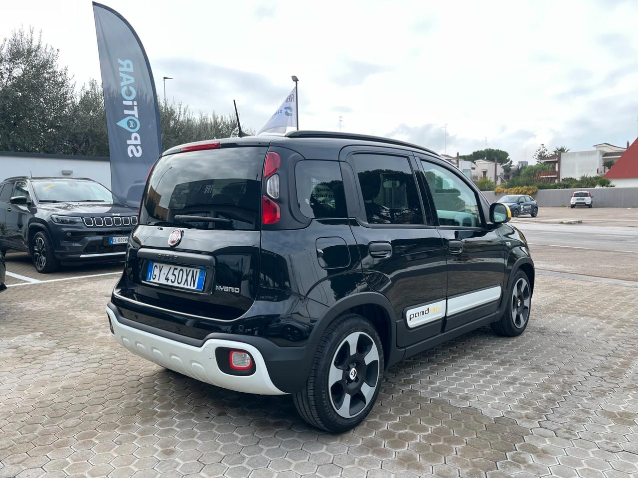 Fiat Panda Cross 1.0 FireFly S&S Hybrid Pandina