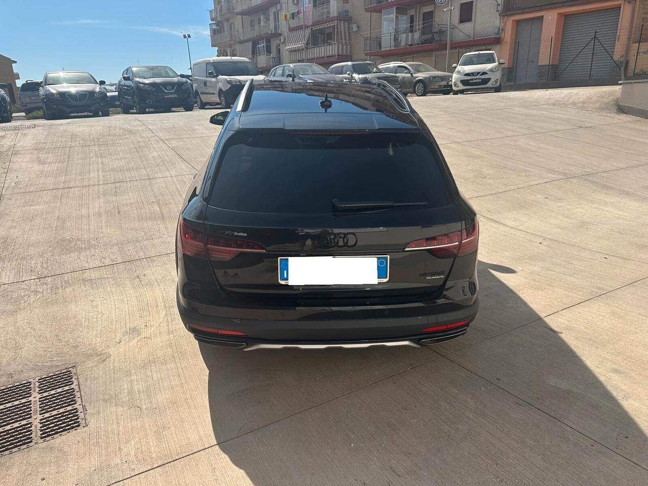 Audi A4 allroad 50 TDI tiptronic Identity Contrast