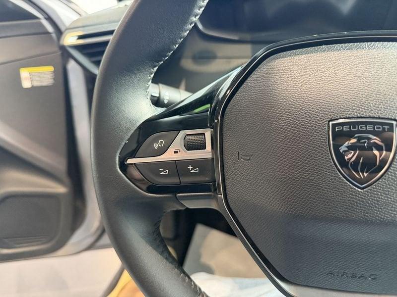 Peugeot 208 Allure PureTech 100 S/S