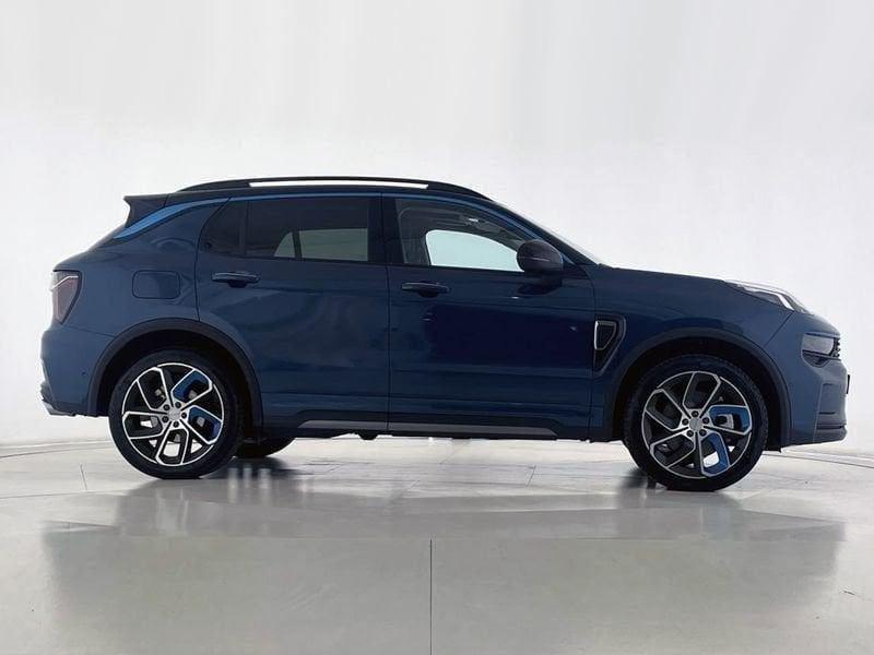 Lynk & Co 01 PHEV