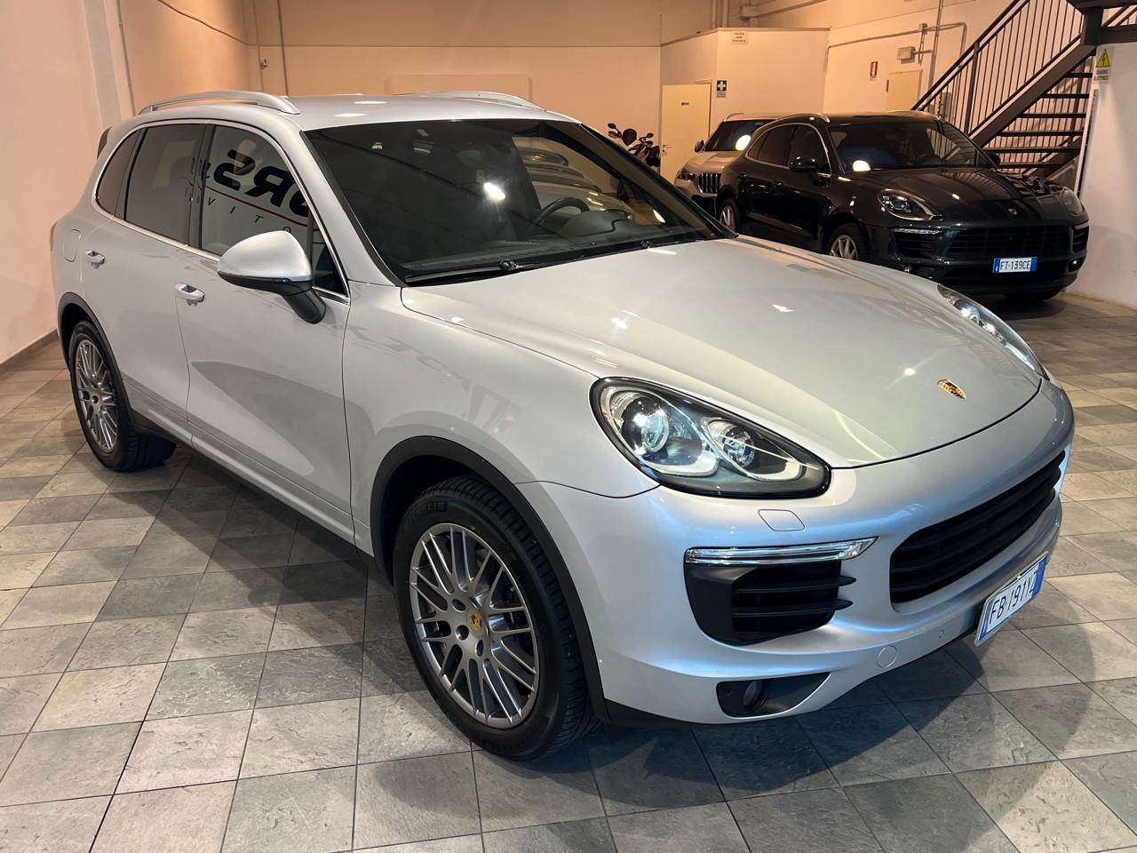 Porsche Cayenne 3.0 tiptronic
