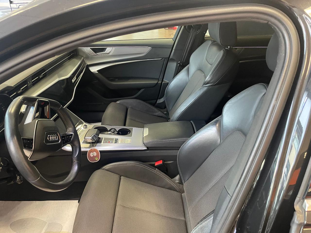 Audi A6 Avant 40 2.0 TDI S -Line