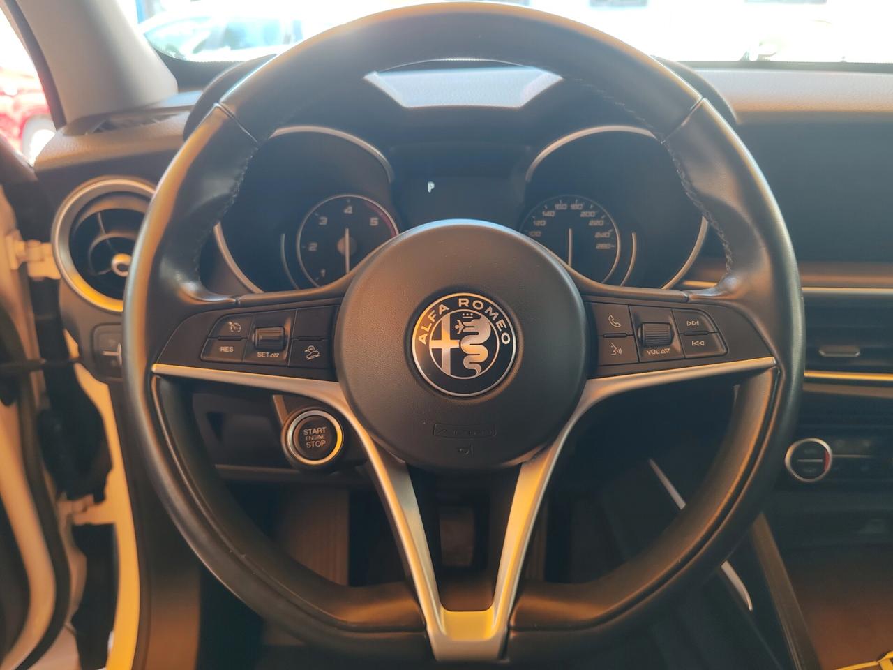 Alfa Romeo Stelvio 2.2 Turbodiesel 210 CV AT8 Q4 Business