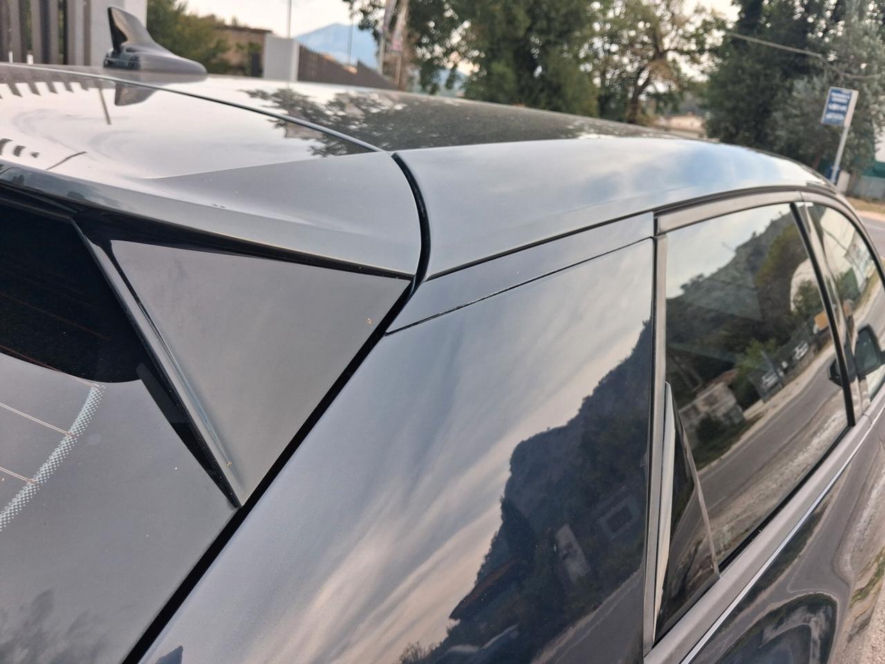 Audi A1 citycarver 30 TFSI Identity Contrast