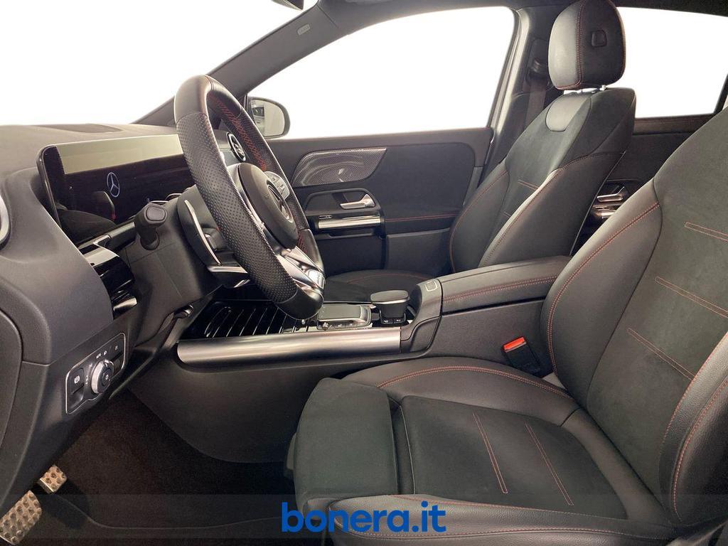 Mercedes GLA 35 AMG 4Matic Speedshift DCT AMG 8G