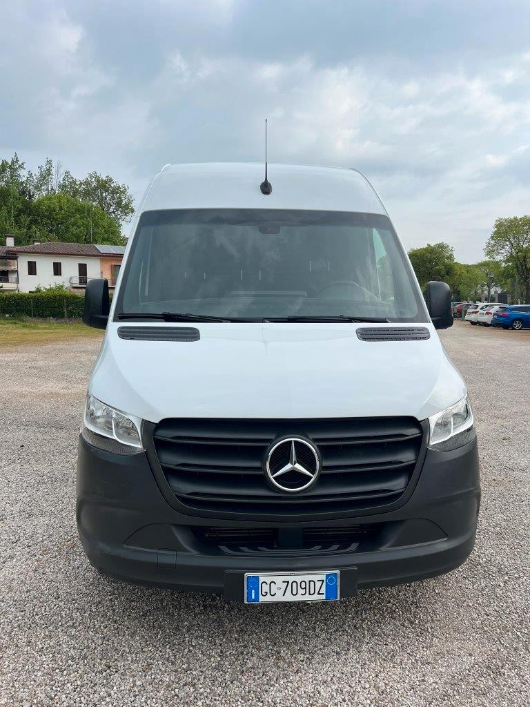 Mercedes Benz 311 Cdi Sprinter