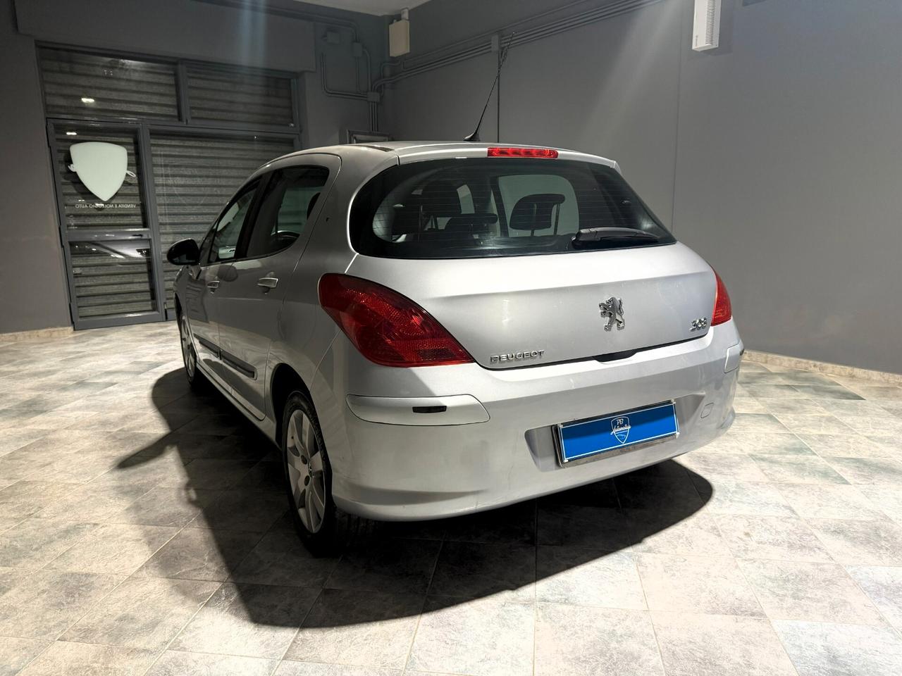 Peugeot 308 1.6HDI PREMIUM 5 PORTE 110 CV