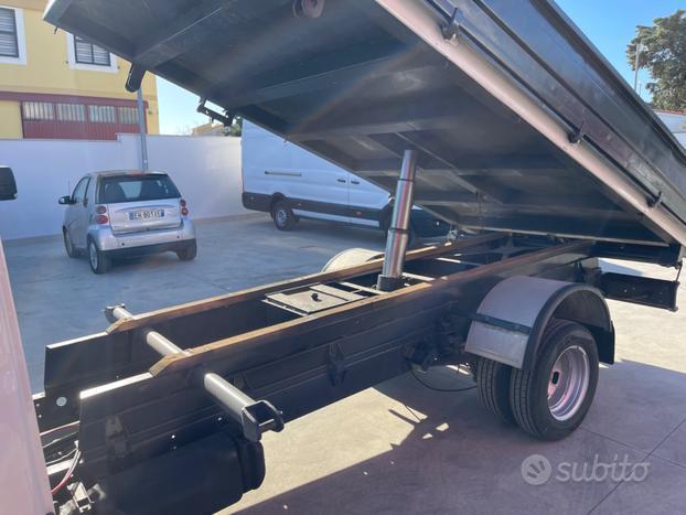 IVECO DAILY 35c13 RIBALTABILE TRILATERALE