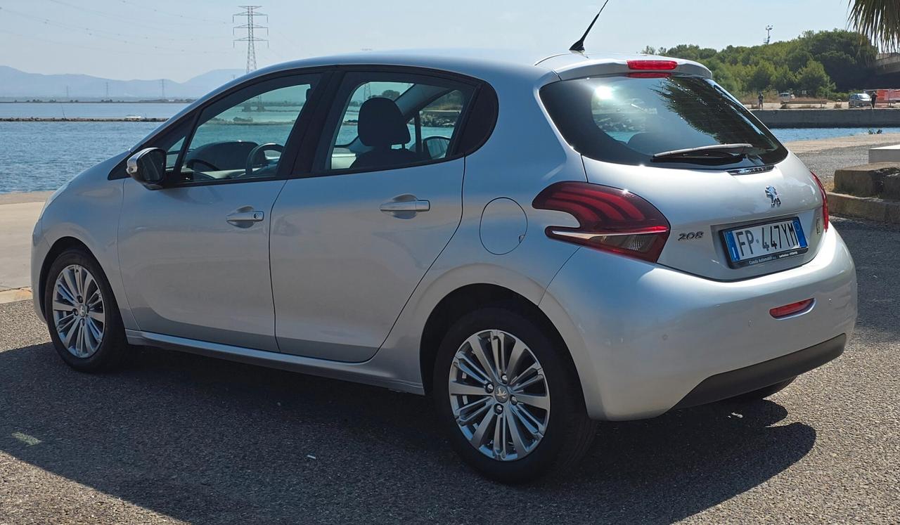 Peugeot 208 1.6 Bluehdi 75 cv 2018 Uniproprietaria