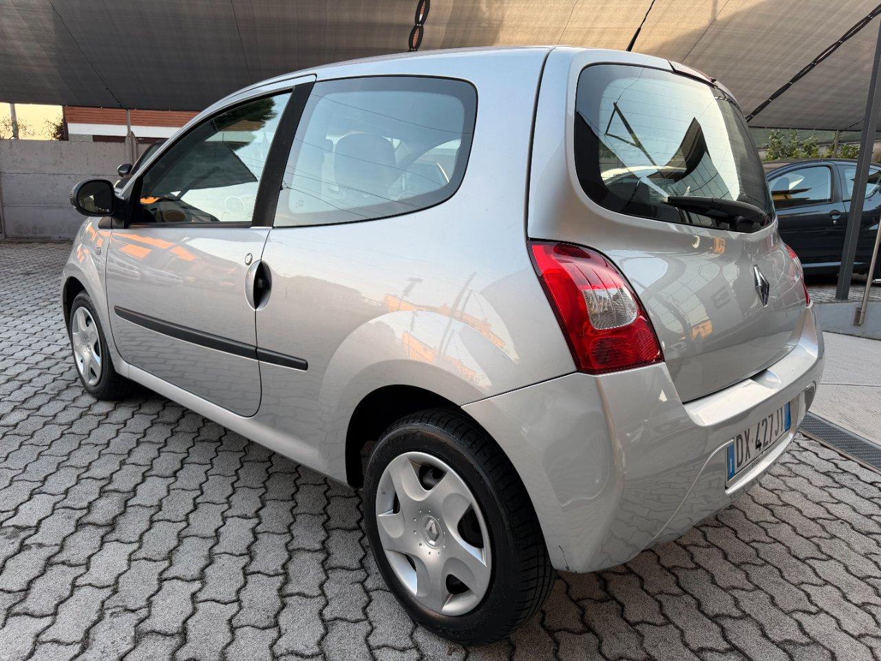 Renault Twingo 1.2 Le Iene 60cv IDONEA NEOPATENTATI