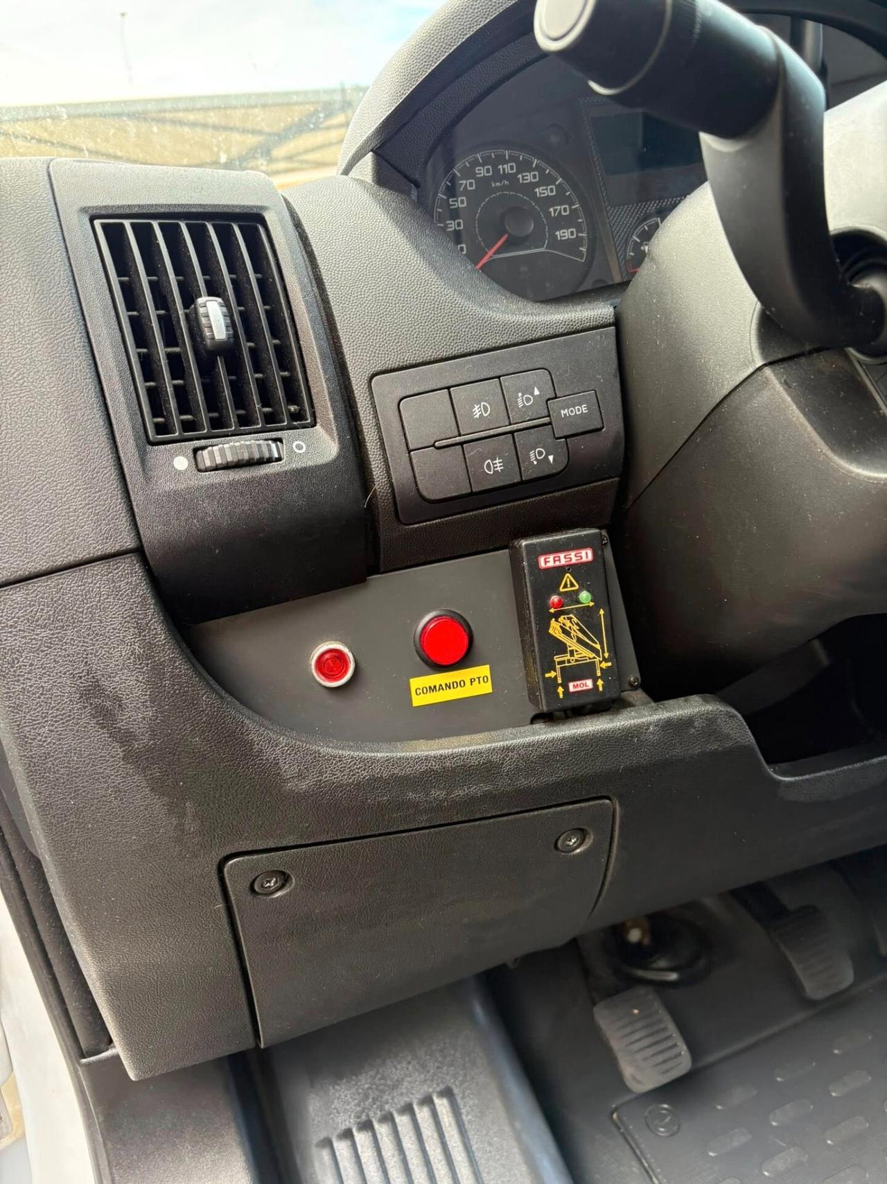 Fiat Ducato Maxi doppia cabina 7 posti gru fassi