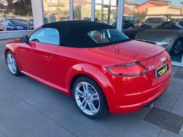 Audi TT Roadster 2.0 TDI ultra Design