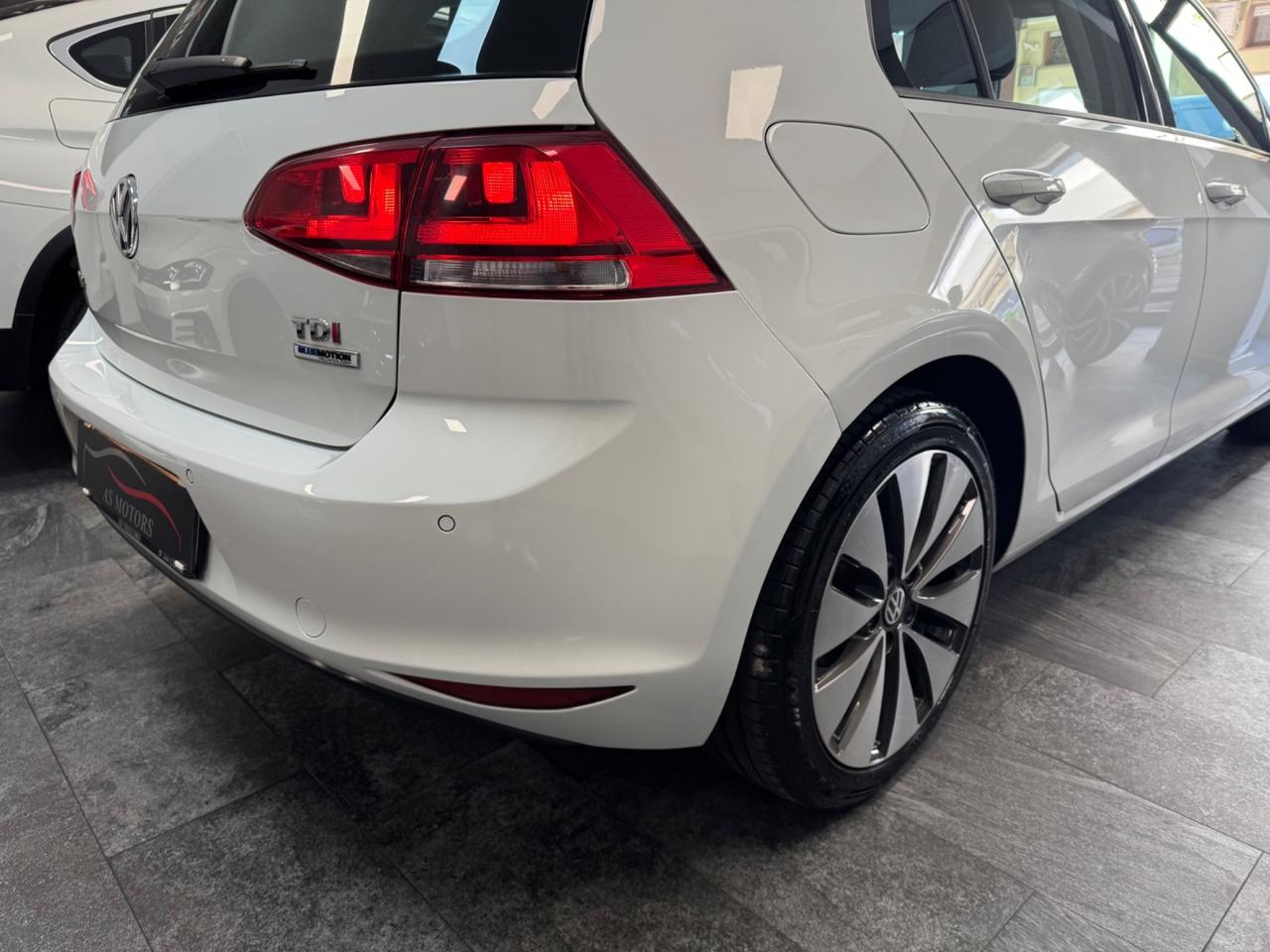 Volkswagen Golf 1.6 TDI 110 CV DSG HIGHLINE