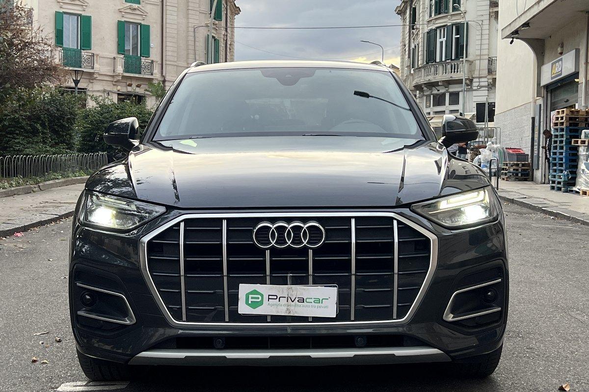 AUDI Q5 35 TDI S tronic Business