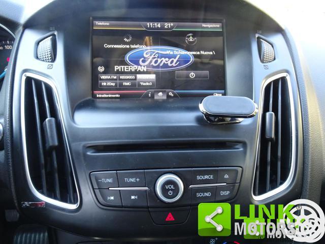 FORD Focus Titanium
