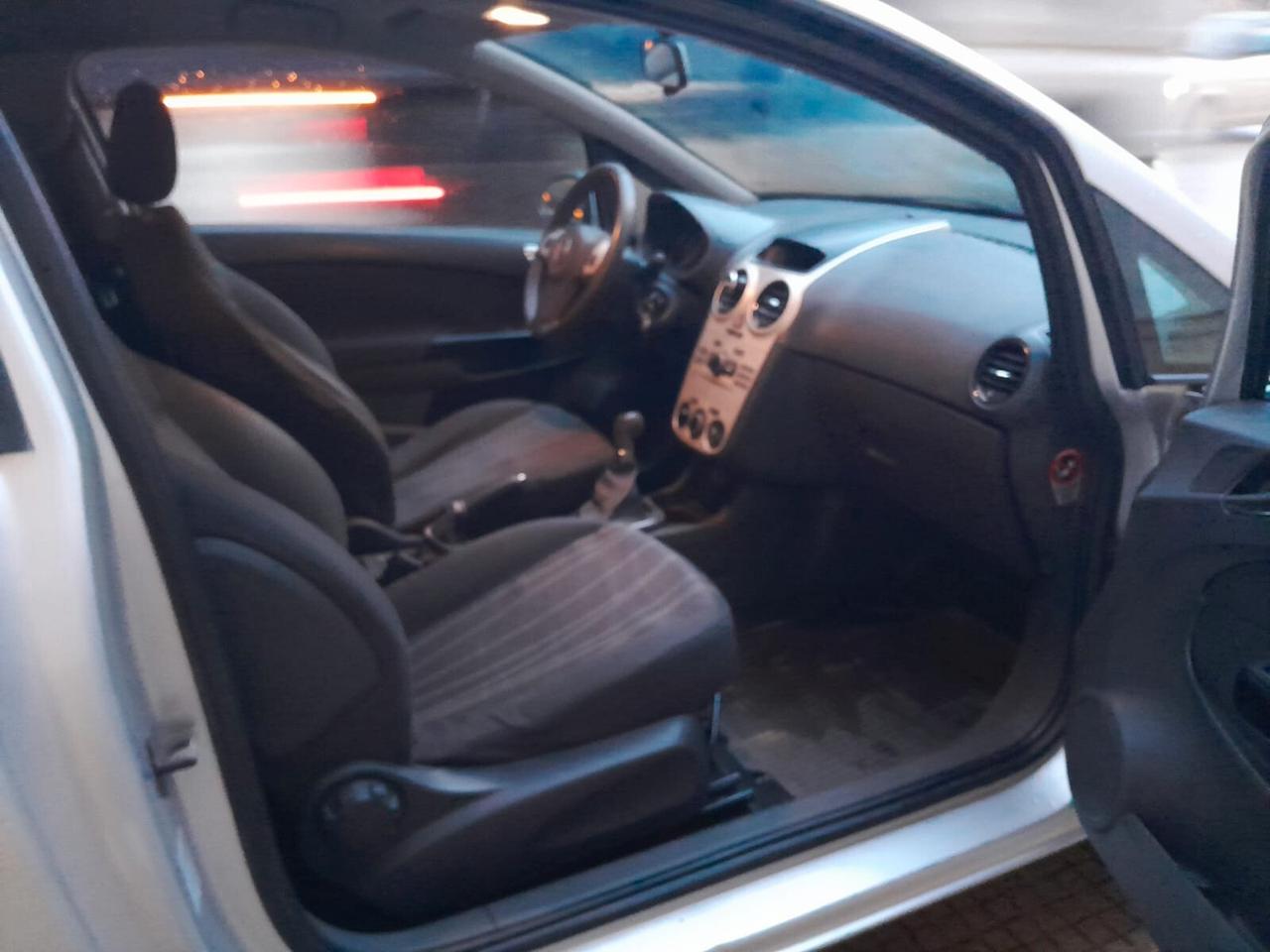 Opel Corsa 1.3 CDTI 90CV 3 porte Enjoy