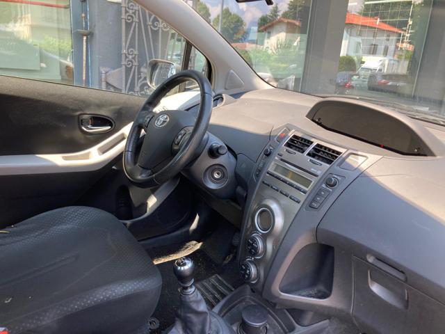 TOYOTA Yaris 1.3 5 porte Sol