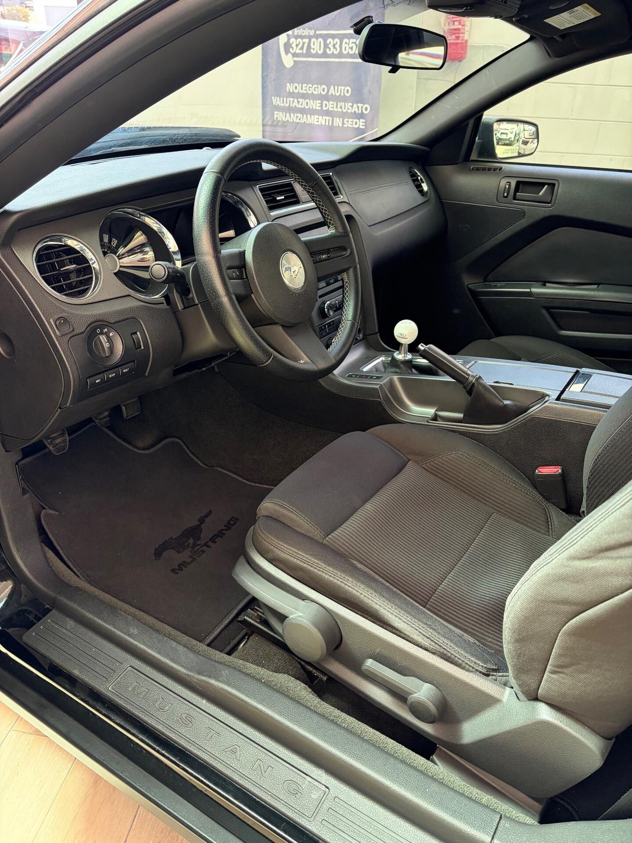 Ford Mustang Ford Mustang 3.7 V6 305Cv