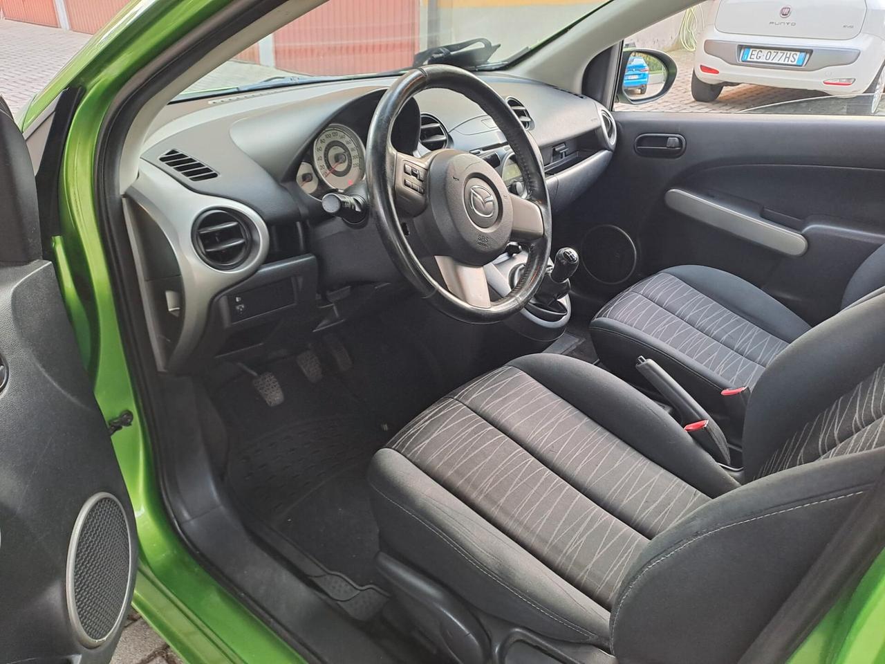 Mazda 2 diesel OK NEOPATENTATI