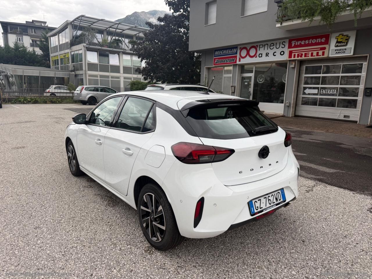 OPEL Corsa 1.2 100 CV GS