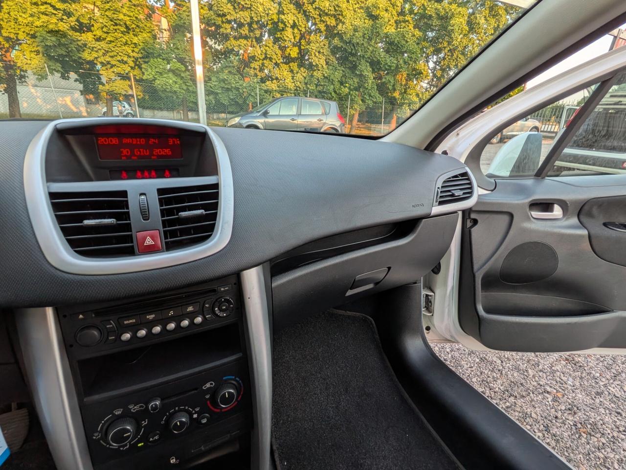 Peugeot 207 Plus 1.4 8V 75CV 5p. ECO GPL NEOPATENTATI