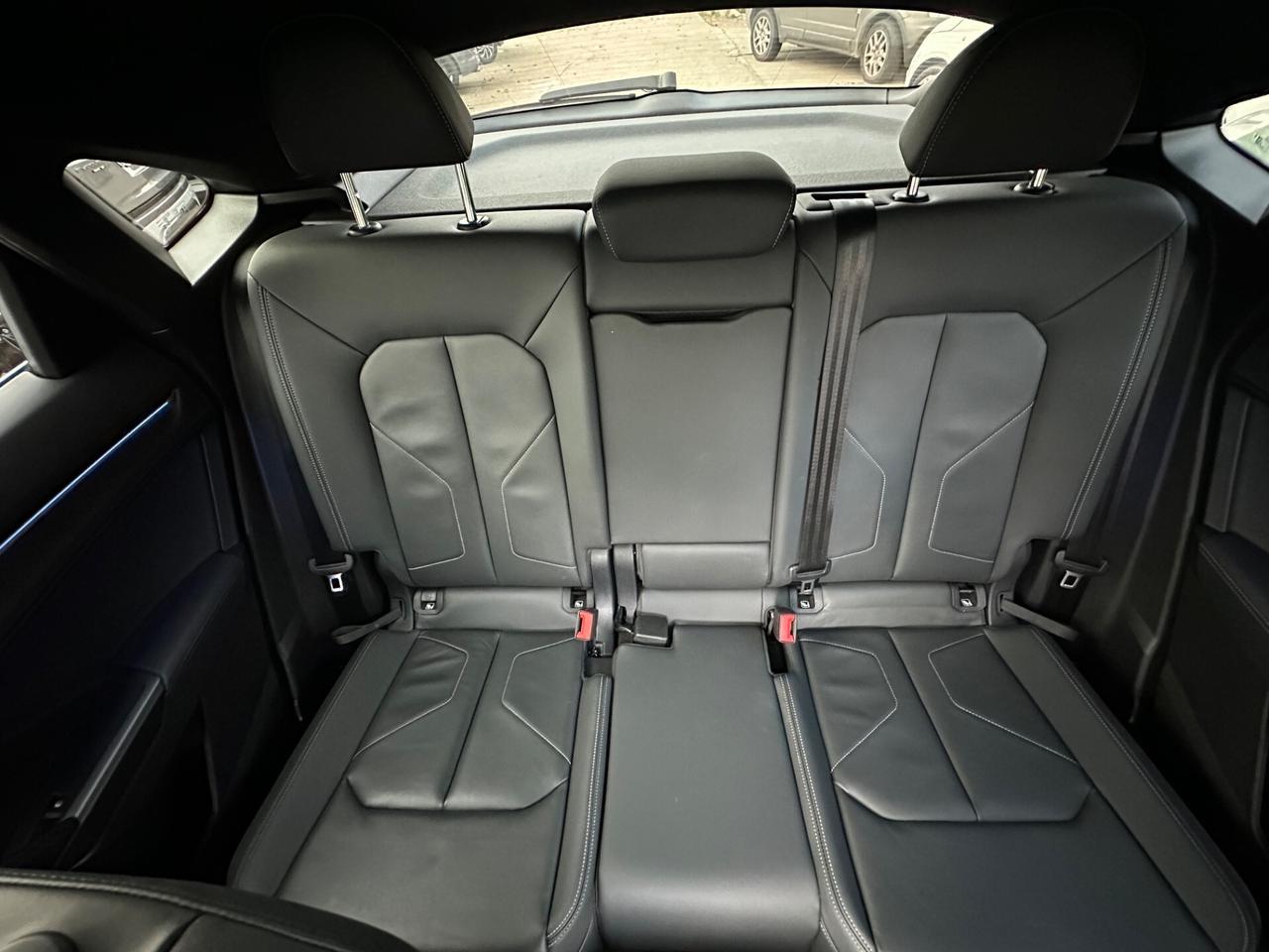 Audi Q3 SPB 40 TDI quattro S tronic Identity Black