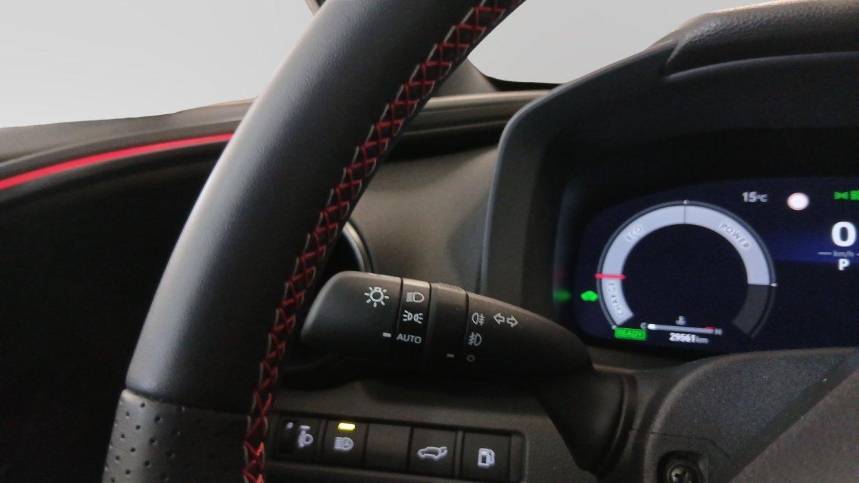 TOYOTA C-HR (2023-->) - C-HR 2.0 HV AWD GR Sport