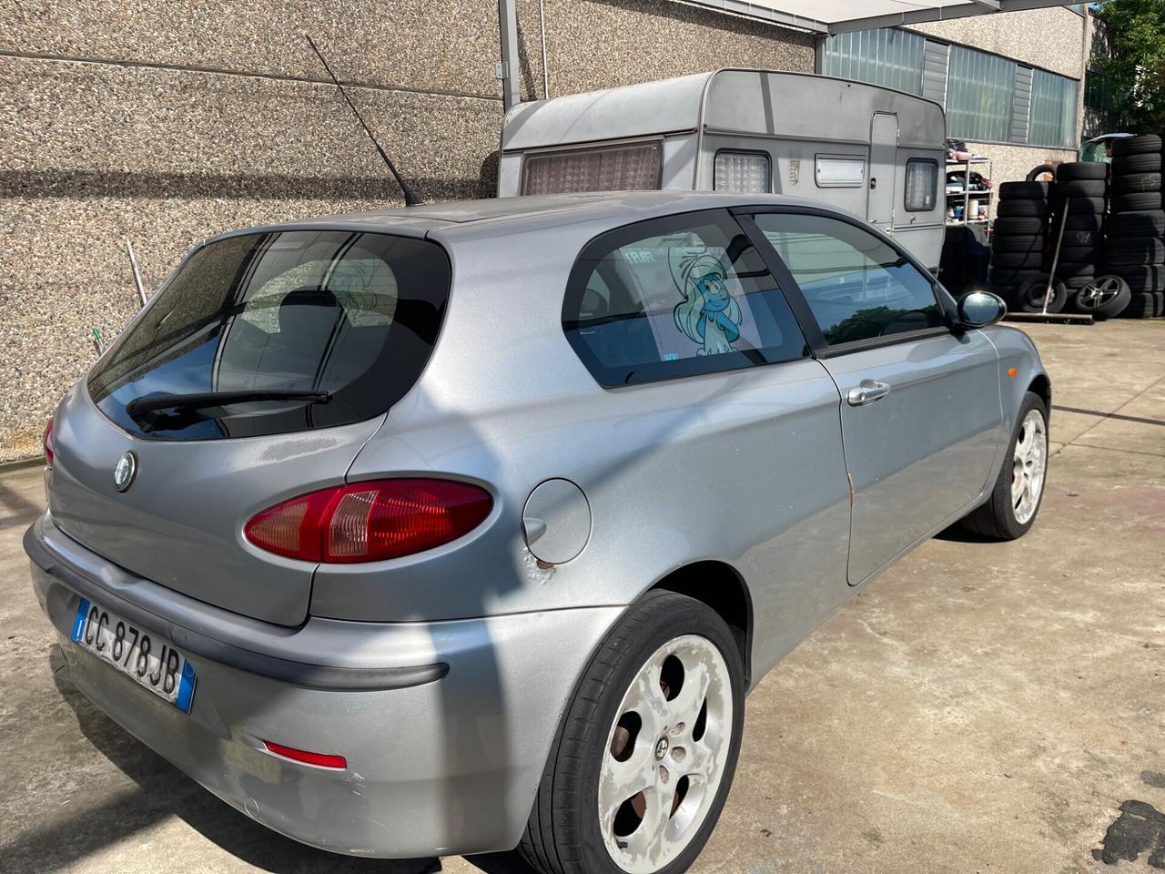 Alfa Romeo 147 1.6i benzina T- Spark neopatentati