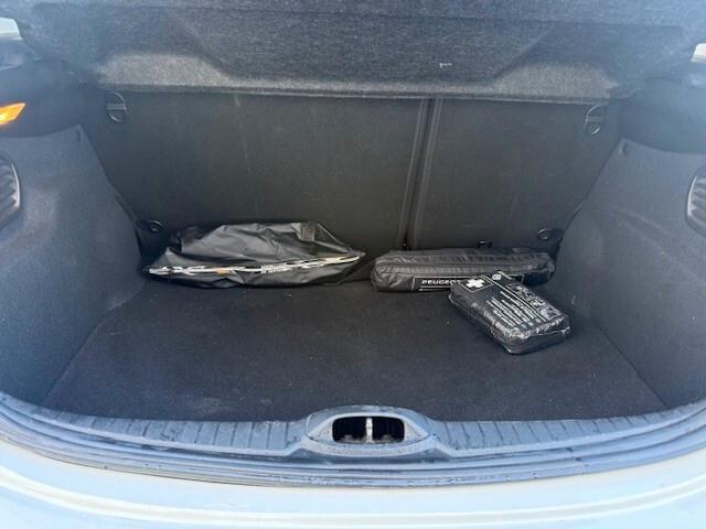 Peugeot 208 BlueHDi 100 S&S 5 porte GT Line 2019