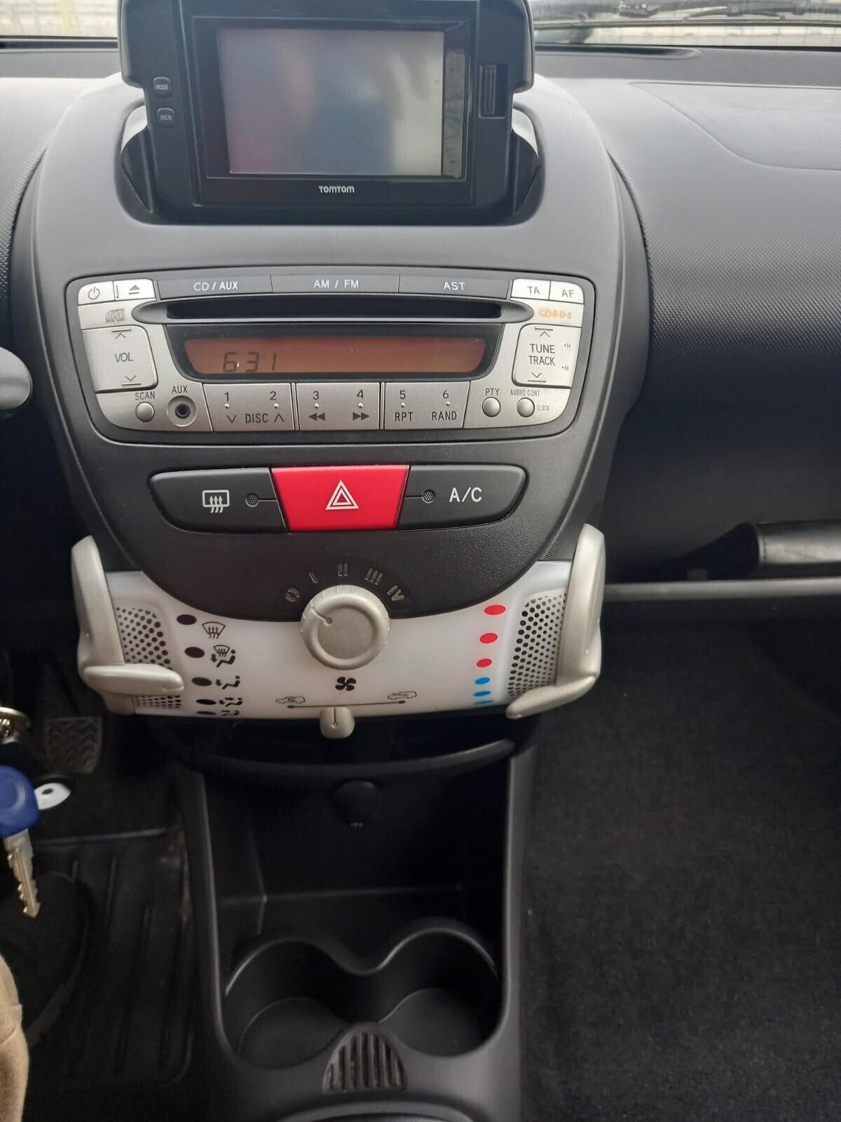 Toyota Aygo 1.0 disponibile anche con soli 24000km