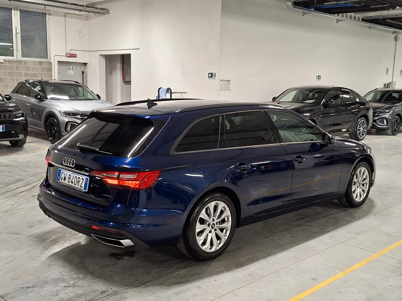 Audi A4 40 2.0 TFSI mhev Business Quattro Avant Stronic