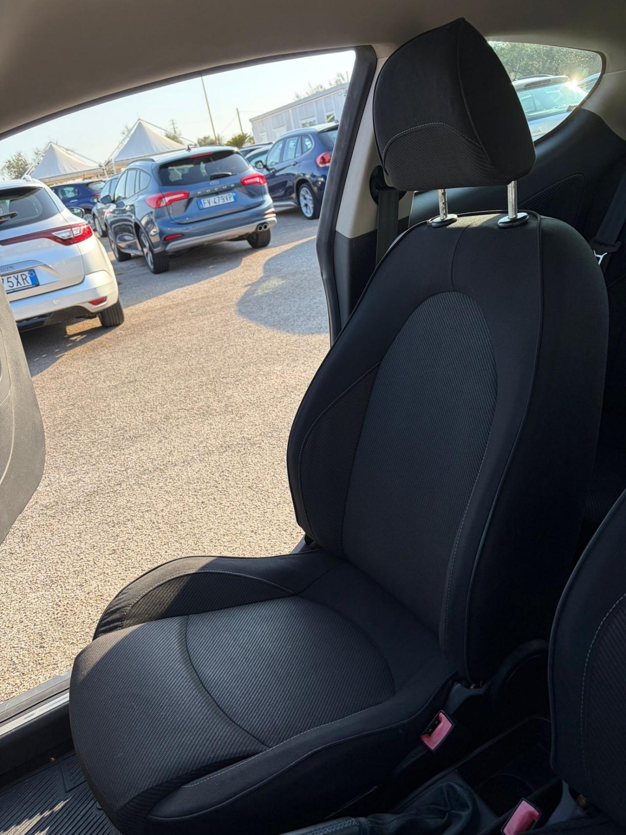 Alfa Romeo MiTo 1.6 JTDm 16V Distinctive Sport Pack