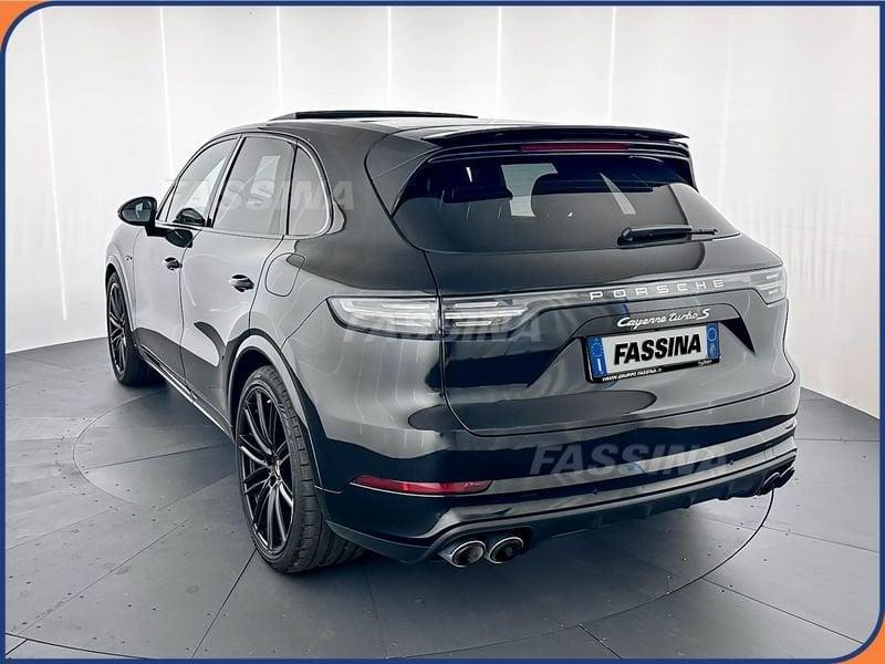 Porsche Cayenne Cayenne 4.0 V8 Turbo S E-Hybrid