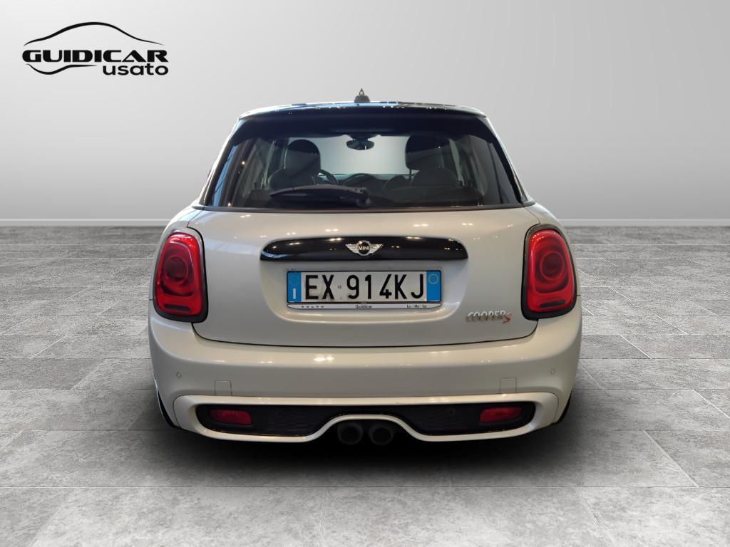 MINI Mini IV F55-F56 2014 - Mini 2.0 Cooper S 5p auto
