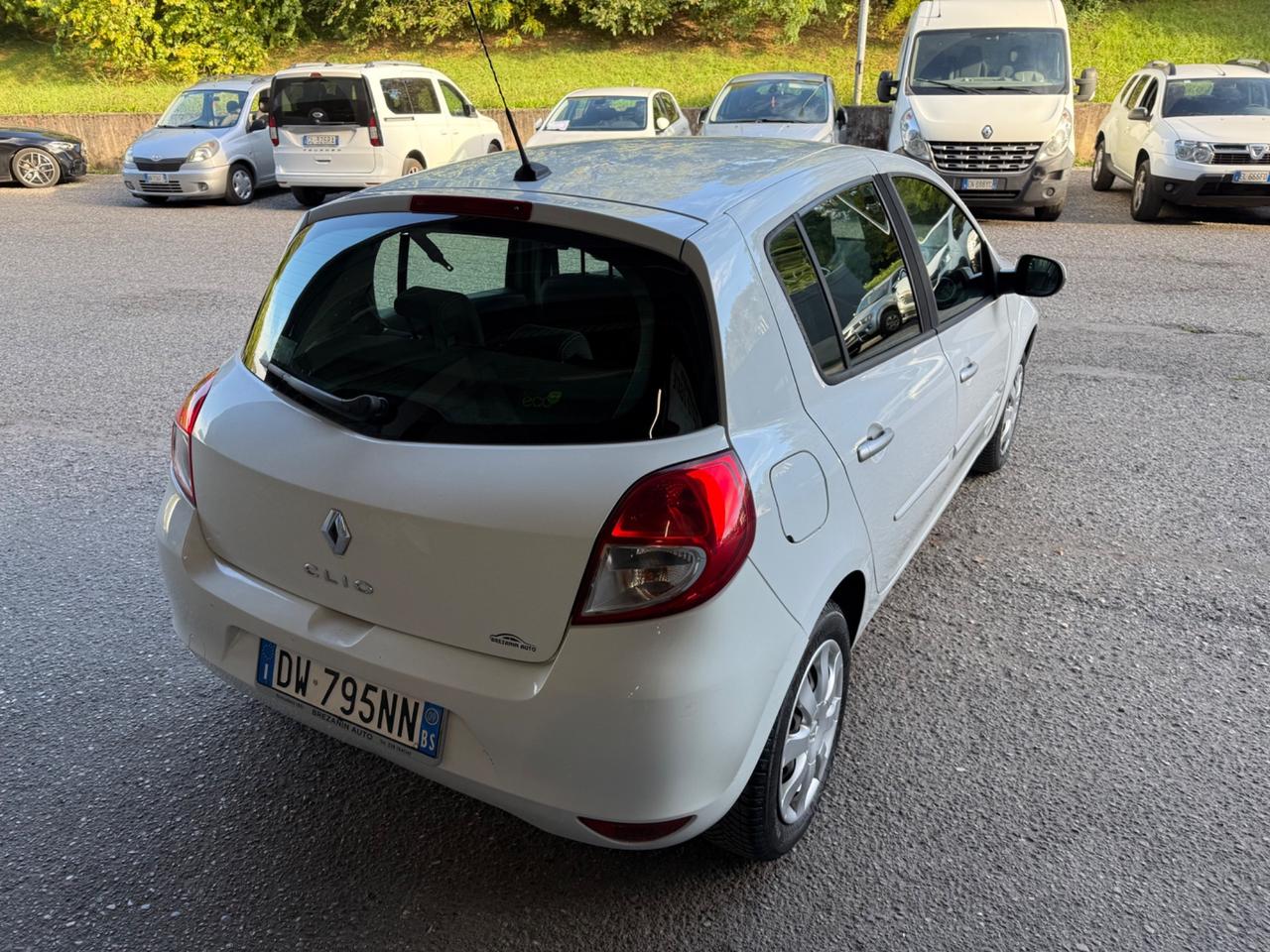 Renault Clio 1.2 16V 5 porte Luxe