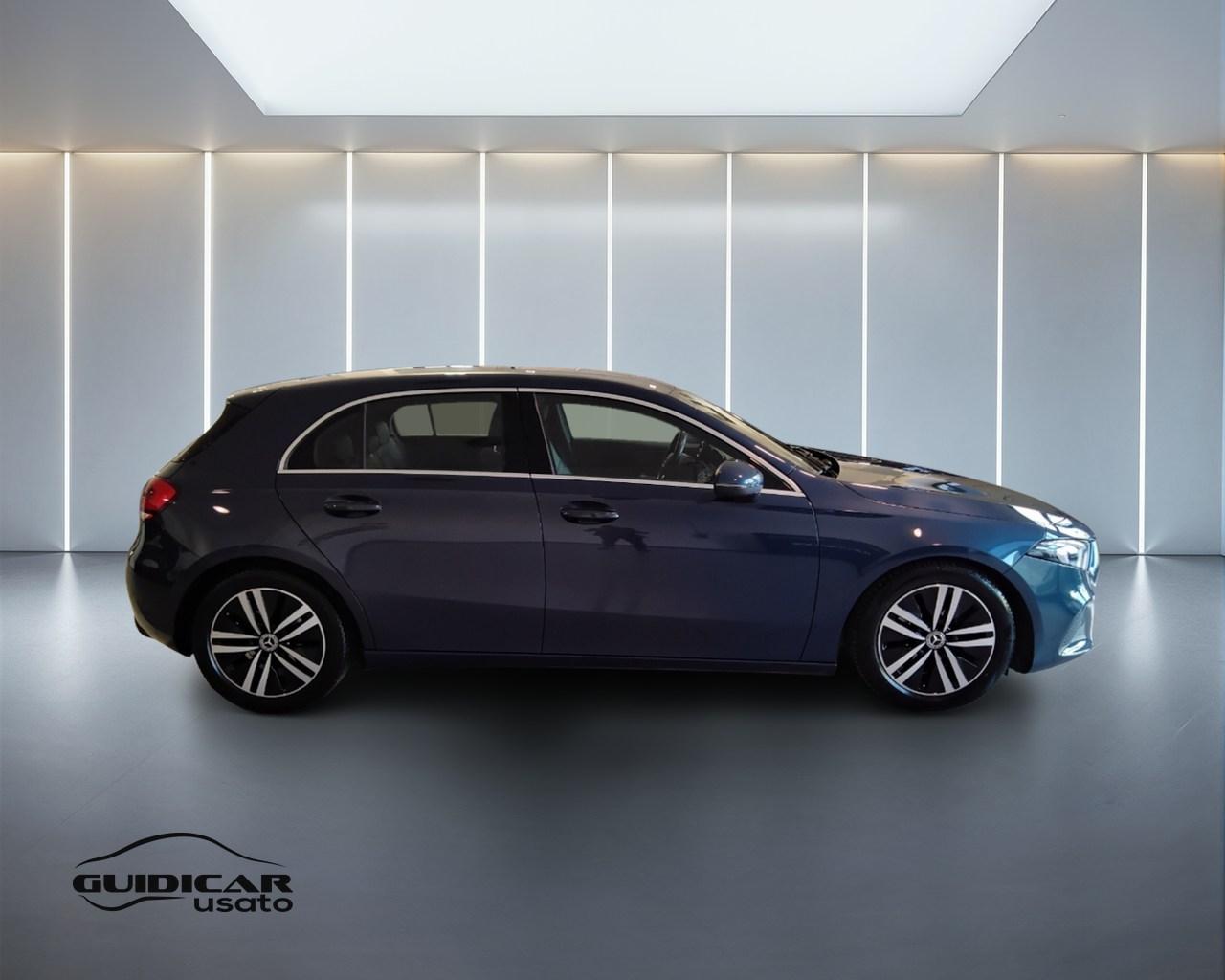 Mercedes-Benz Classe A - W177 2018 - A 180 d Sport auto