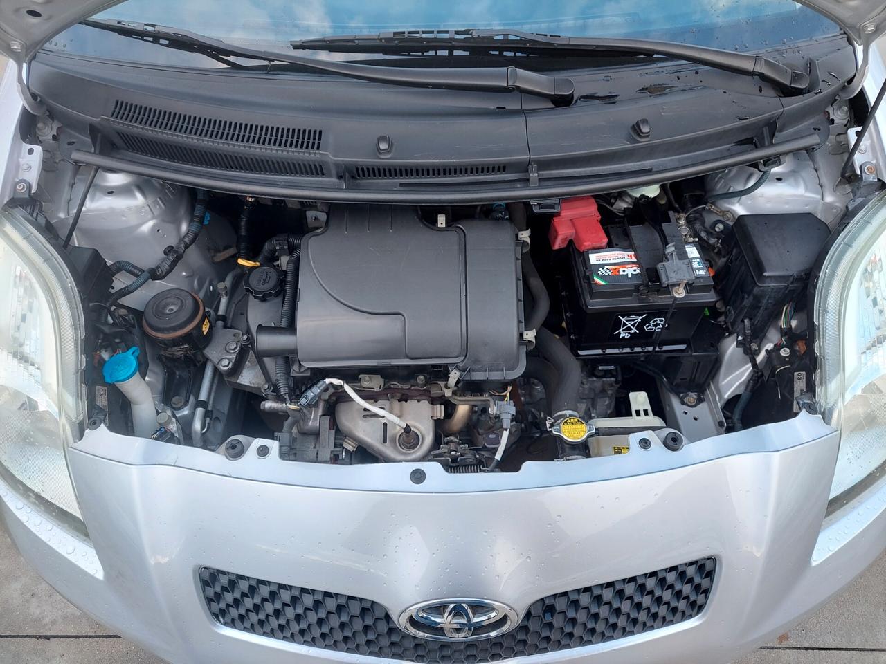 Toyota Yaris 1.0 5 porte Sol PERFETTA 69cv