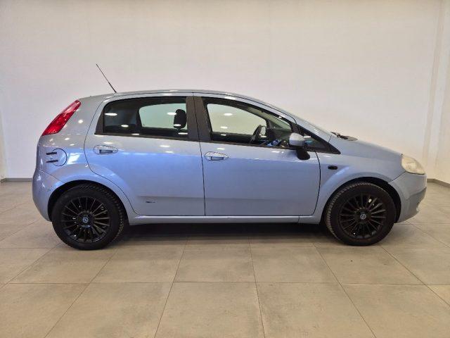 FIAT Grande Punto 1.2 5 porte Dynamic - NEOPAT. - Clima - Radio