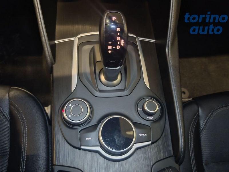 Alfa Romeo Giulia Giulia 2.2 Turbodiesel 180 CV AT8 Super