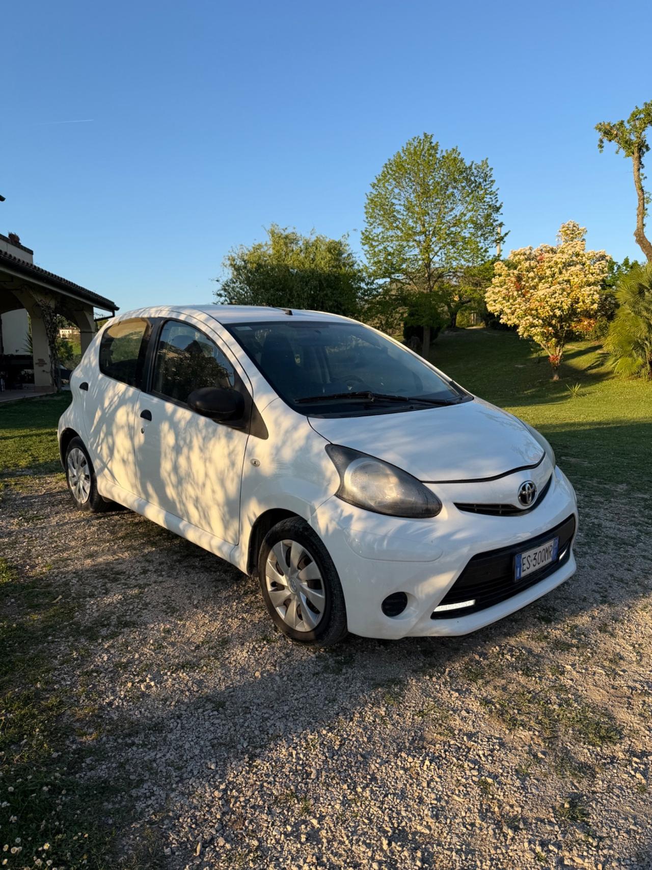 Toyota Aygo 1.0 12V VVT-i 5 porte Lounge Connect MMT