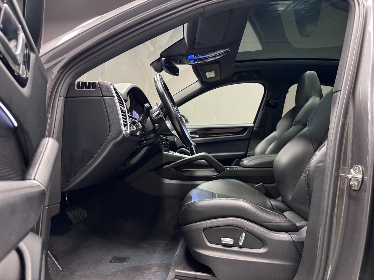 Porsche Cayenne 3.0 V6