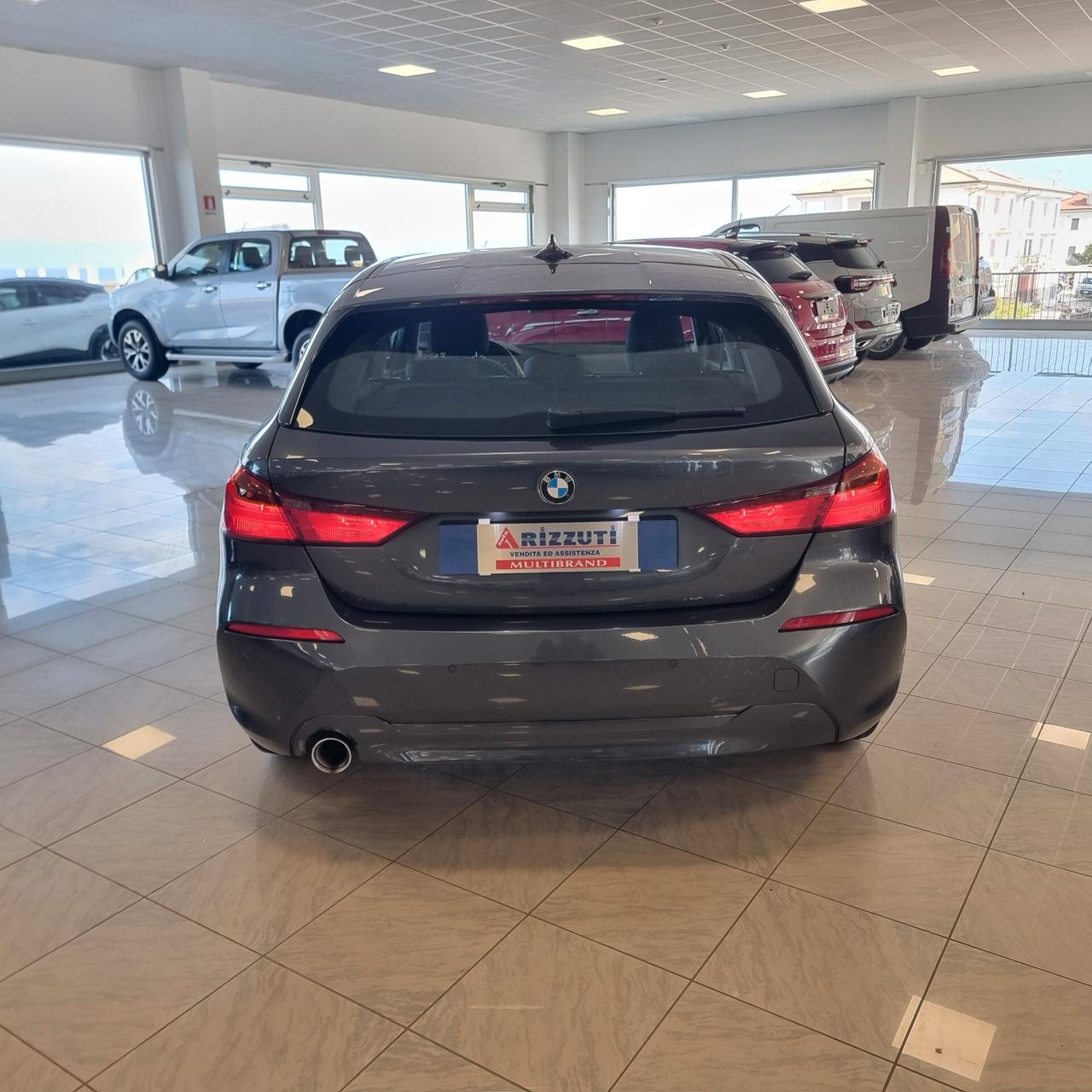 BMW SERIE 1 116d Business Advantage 1.5 115cv Auto Euro 6D