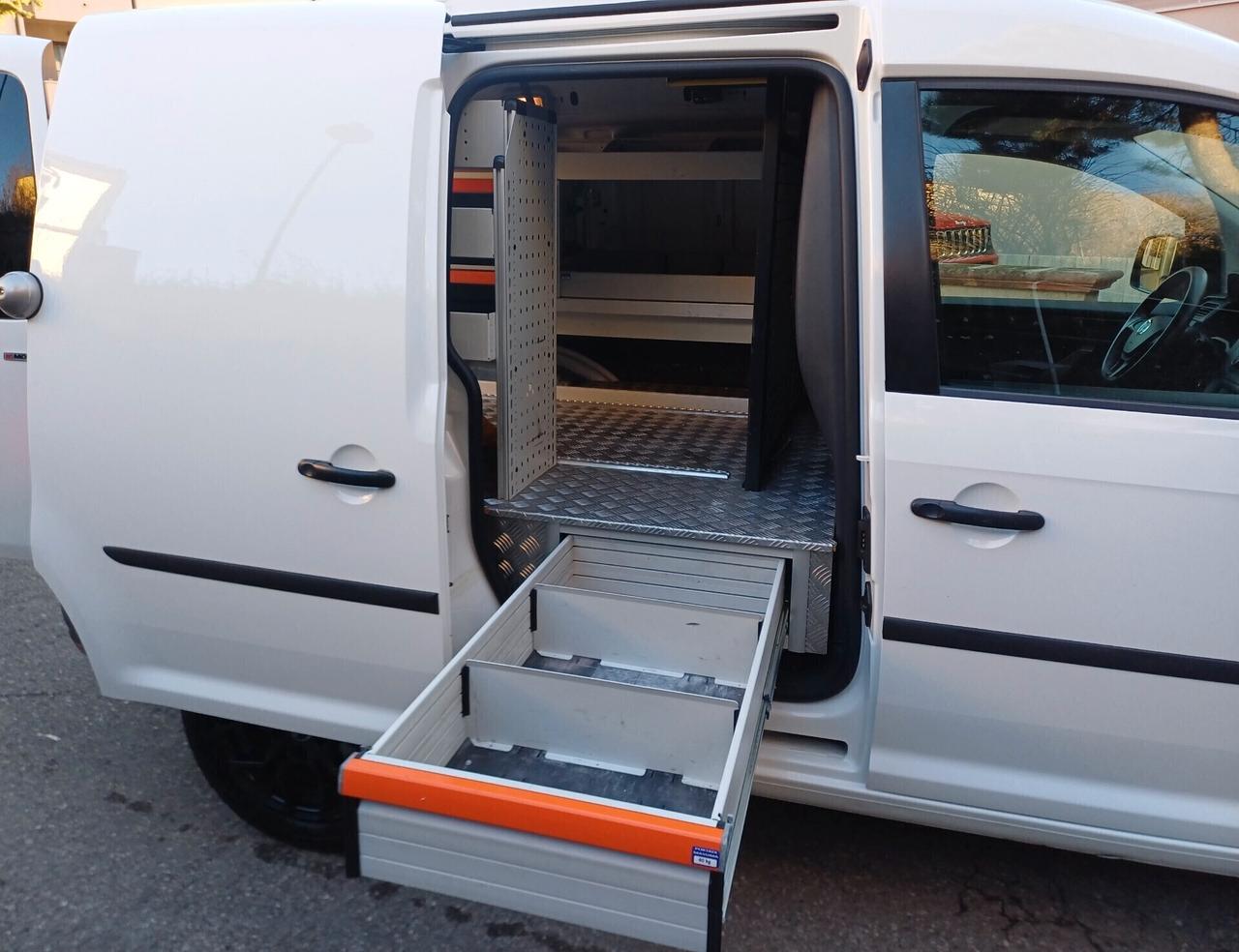 VOLKSWAGEN CADDY 2.0 TDI 122cv 4 MOTION "ALLESTITO