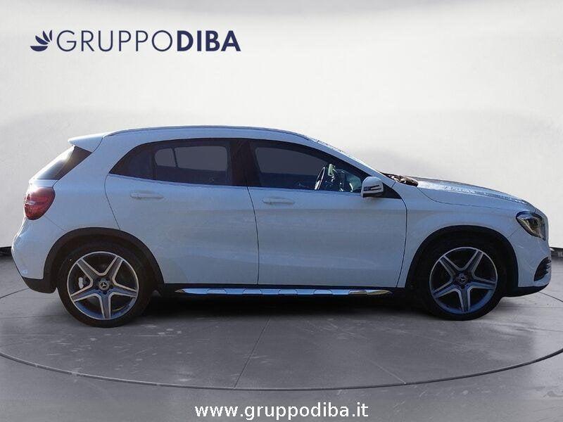 Mercedes-Benz GLA GLA-X156 2017 Diesel 200 d Premium 4matic auto